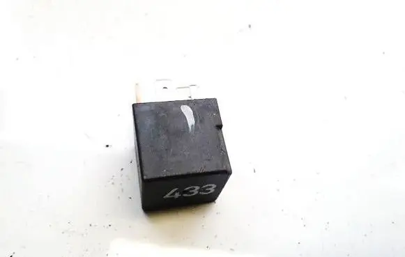 Audi A3 S3 8P Other relay 3D0951253A V23134-B59-X418