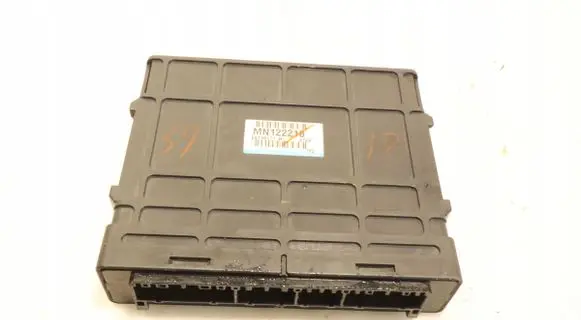 Mitsubishi Outlander Engine control unit/module ECU MN122218