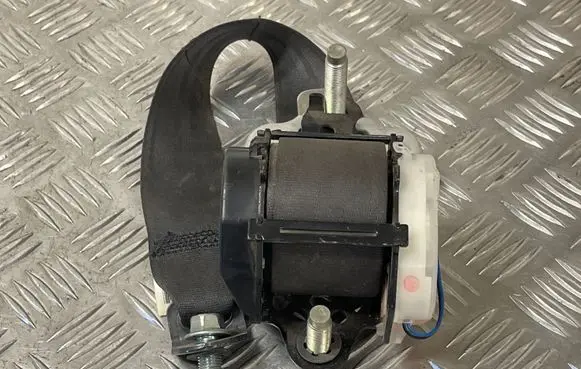 Honda CR-V Rear seatbelt 607863300A