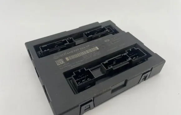 Audi A6 S6 C7 4G Comfort/convenience module 4H0907064GP 5DK01056517