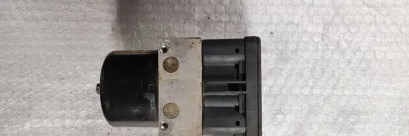 Ford Fiesta ABS Pump 00008556E1