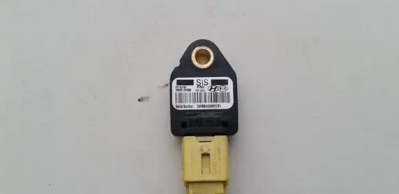 Hyundai Getz Airbag deployment crash/impact sensor 95902H000 9590-2H000