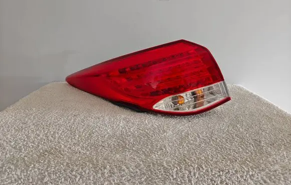 Rear/tail lights