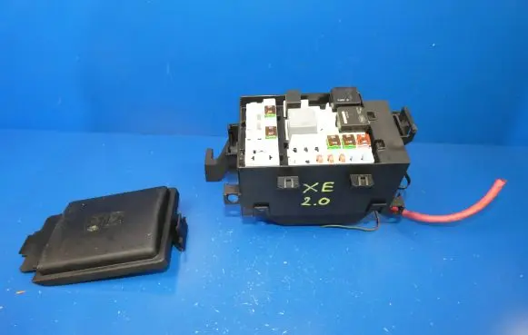 Jaguar XE Fuse box set