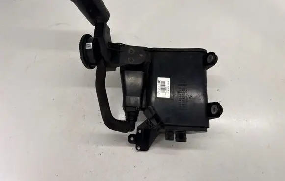 BMW 6 F06 Gran coupe Active carbon filter fuel vapour canister 7286469 16137298459 302557002