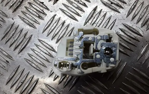 BMW 3 E90 E91 Tail light bulb cover holder 7211211