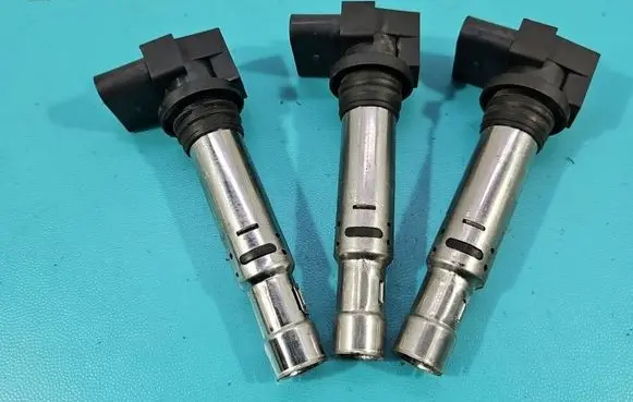 Volkswagen Polo IV 9N3 High voltage ignition coil 036905715L IMPRK1541590