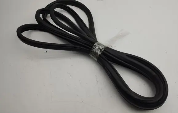 Mazda CX-5 II Front door rubber seal
