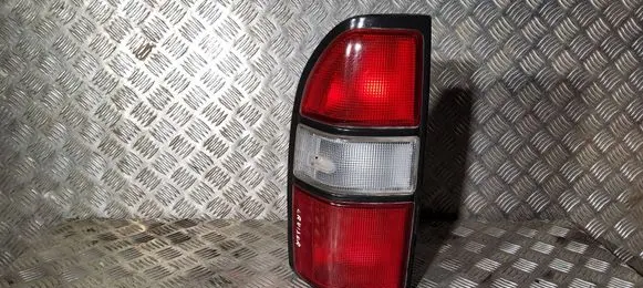 Toyota Land Cruiser (HDJ90) Rear/tail lights