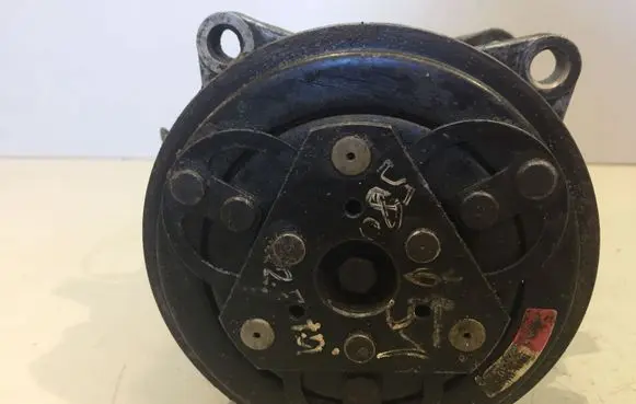 Volvo V70 Air conditioning (A/C) compressor (pump) 9171437 8708581 871D924329