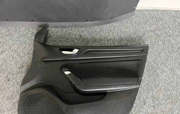 Renault Megane IV Front door card panel trim 197021631