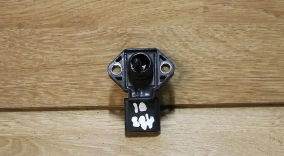 Audi A4 S4 B5 8D Turbo air boost pressure sensor 