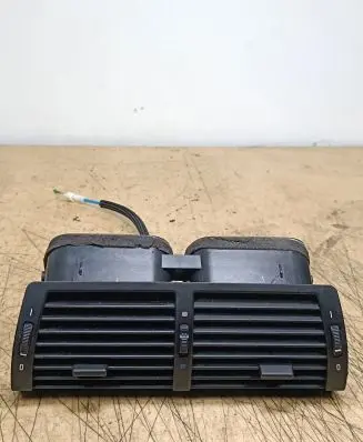Dash center air vent grill
