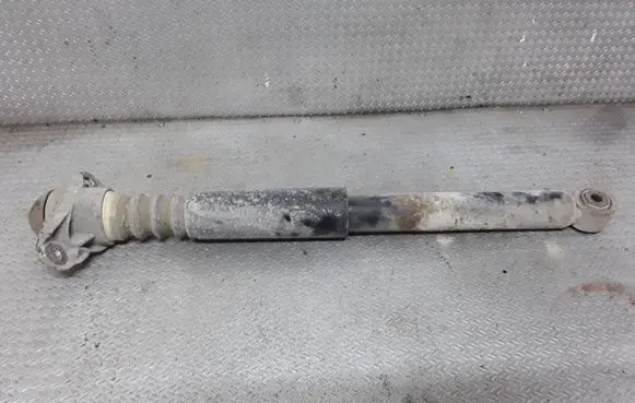 Volkswagen Jetta V Rear shock absorber/damper