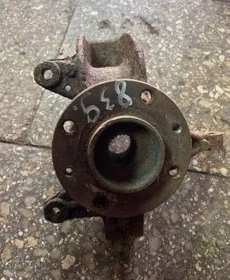 Renault Scenic II - Grand scenic II Front wheel hub
