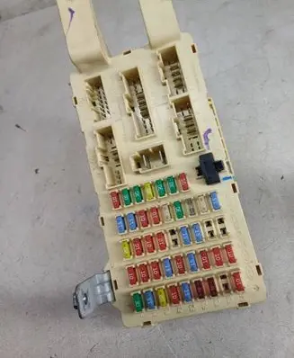 Hyundai Santa Fe Fuse module 919502B200 1006712012