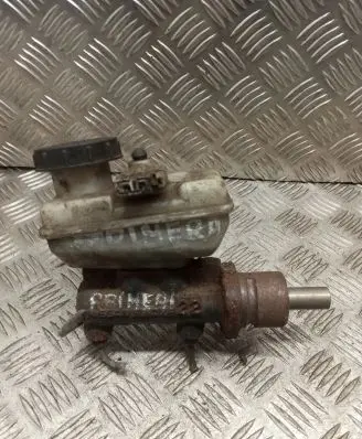Nissan Primera Master brake cylinder