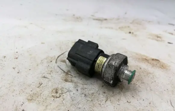 Hyundai Santa Fe Air conditioning (A/C) pressure sensor NOCODE