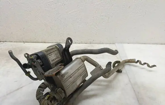 Volkswagen Touran I Auxiliary pre-heater (Webasto) 1K0815065AD 000018021232 9012970A