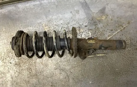 Skoda Fabia Mk2 (5J) Front shock absorber with coil spring
