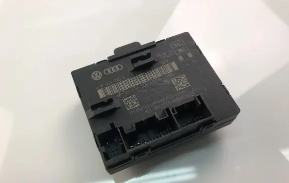 Audi A1 Other control units/modules 4G8959795E