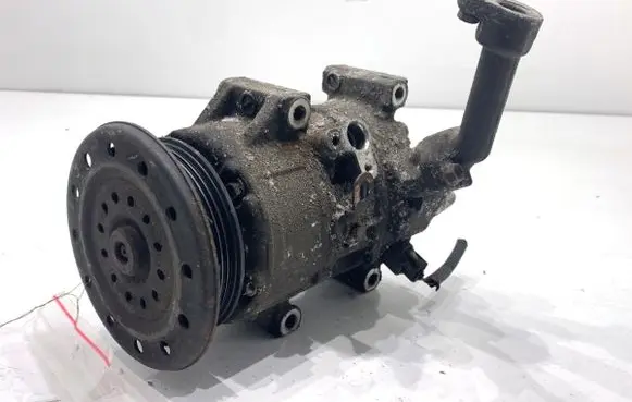 Toyota Avensis T250 Air conditioning (A/C) compressor (pump)