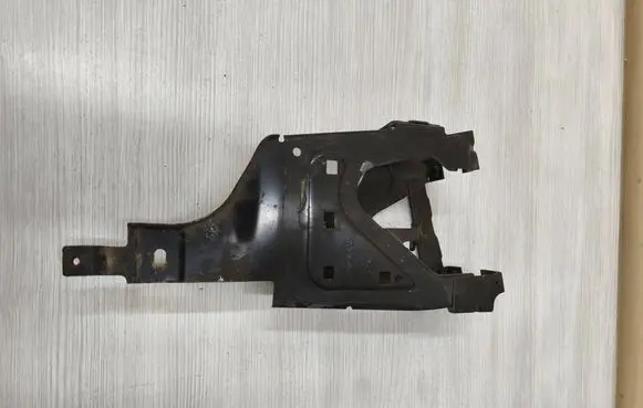 BMW 5 F10 F11 Headlight/headlamp mounting bracket 51647200793 08125 081254060105