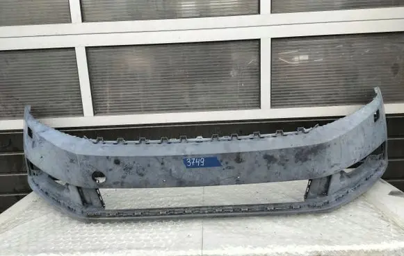 Volkswagen PASSAT B7 Front bumper 3AA807221