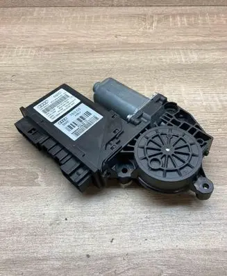 Audi A8 S8 D3 4E Rear door window regulator motor 4E0959802C 4E0910802A