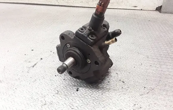 Peugeot 307 Fuel injection high pressure pump 0445010046