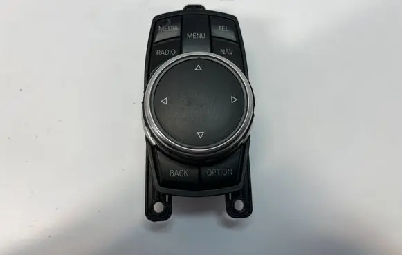 BMW 3 F30 F35 F31 Head unit multimedia control 9350723 65829350723 9332285