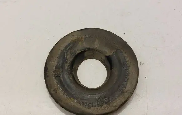 Volkswagen PASSAT B8 Front coil spring rubber mount 5Q0512149