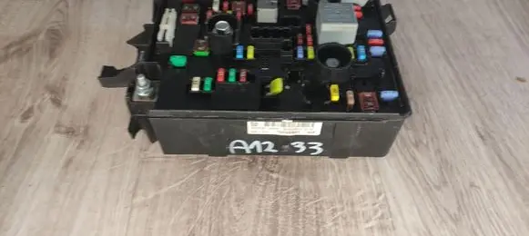 Opel Adam Fuse box set 13438946