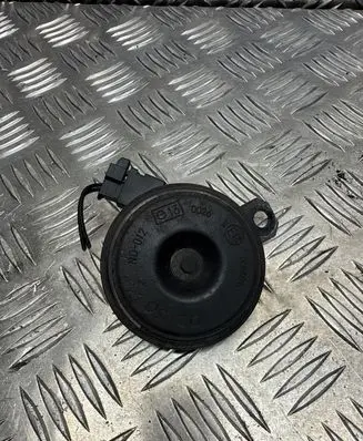 Toyota Avensis T270 Horn signal 000026