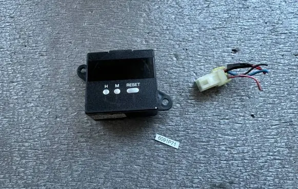 Nissan Patrol Y60 Clock 2582001J00