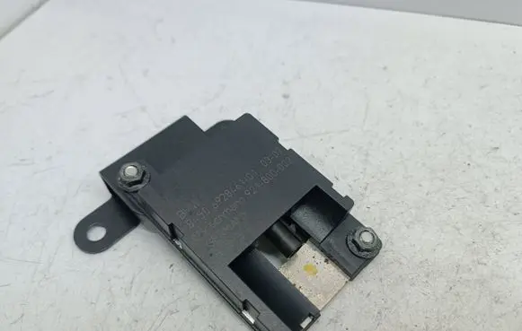 BMW 7 E65 E66 Bluetooth antenna 6928461 921800002 84506928461