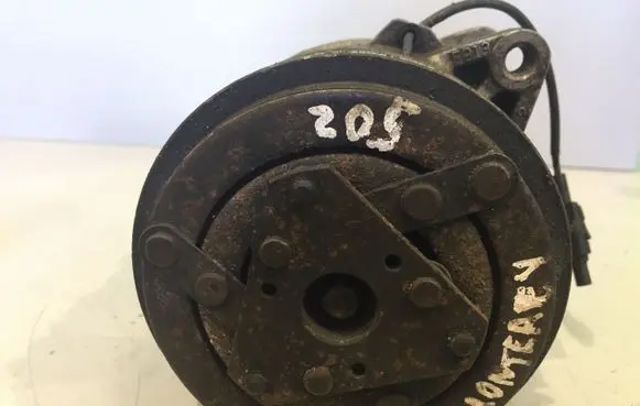 Opel Monterey Air conditioning (A/C) compressor (pump) 469B570899