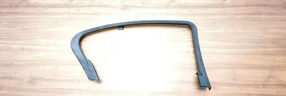 BMW 5 F10 F11 Rear door window/glass frame 51337182035