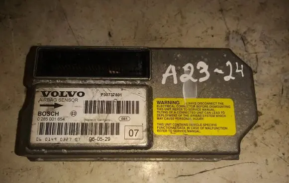 Volvo XC90 Airbag control unit/module P30737501