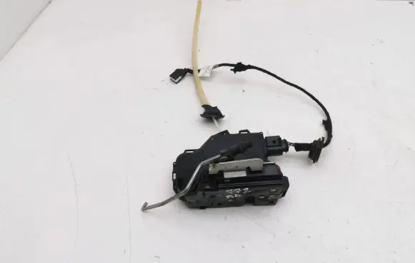 Audi A2 Front door lock 8Z1837016C
