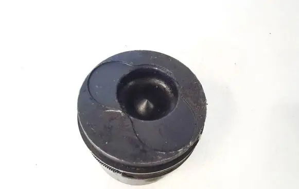 Piston