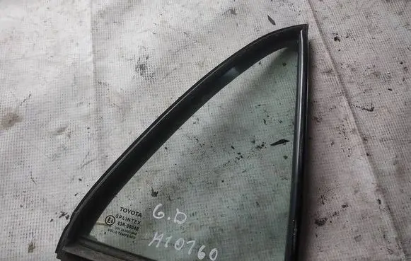Toyota Corolla E120 E130 Rear vent window glass AS2