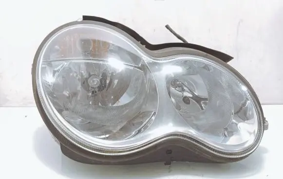 Mercedes-Benz C W203 Headlight/headlamp 0301166206