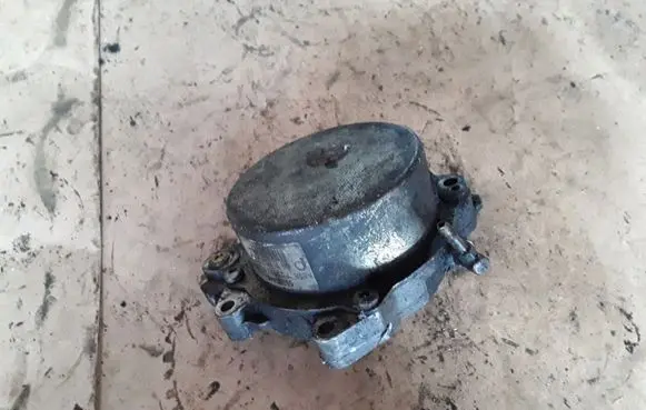Toyota Corolla Verso E121 Vacuum pump 55205446 72902303