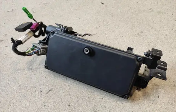 Volvo S90, V90 Front bumper camera 32209210
