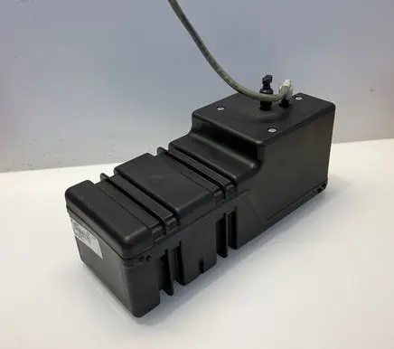Mercedes-Benz E W211 Central locking vacuum pump 2118000148 0132006367 A2118000148