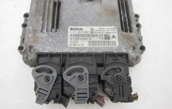 Citroen Xsara Picasso Engine control unit/module 9656841080 0281011802