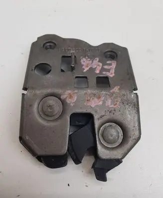 BMW 3 E46 Seat back rest lock catch 82090369