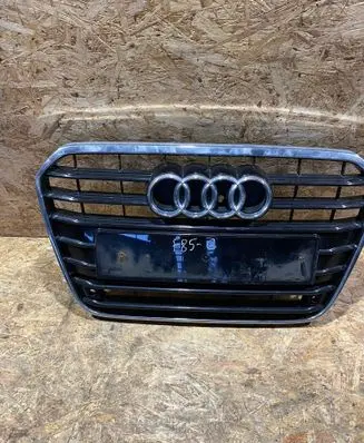 Audi A6 S6 C7 4G Front bumper upper radiator grill 4G0853653