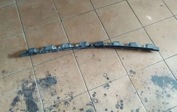 Peugeot 307 Rear bumper mounting bracket 9643108380